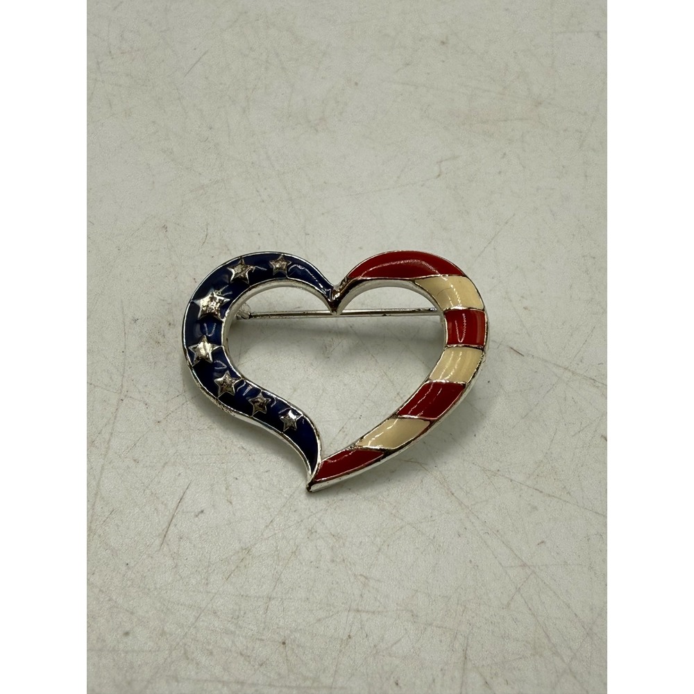 Avon American Flag Heart Brooch Silver Tone Enamel Stars and Stripes Pin
